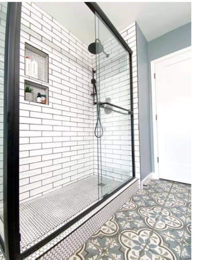 Shodor 54x70 black Shower Door (1)