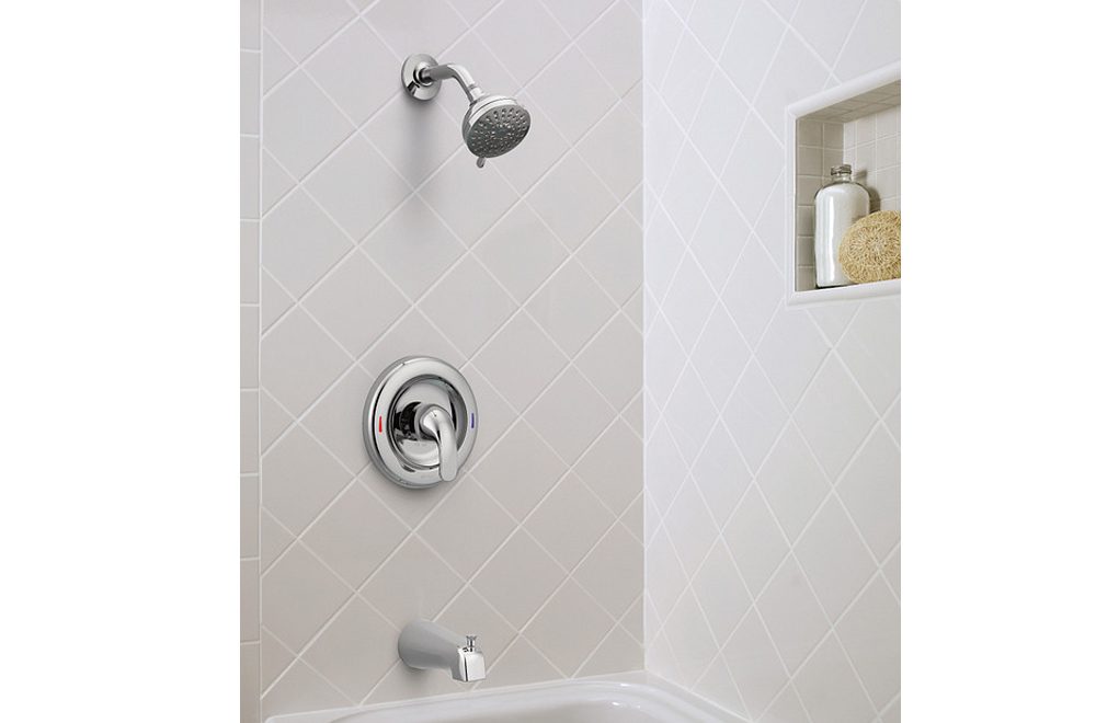 Moen Adler tub and shower faucet chrome L82839 (2)