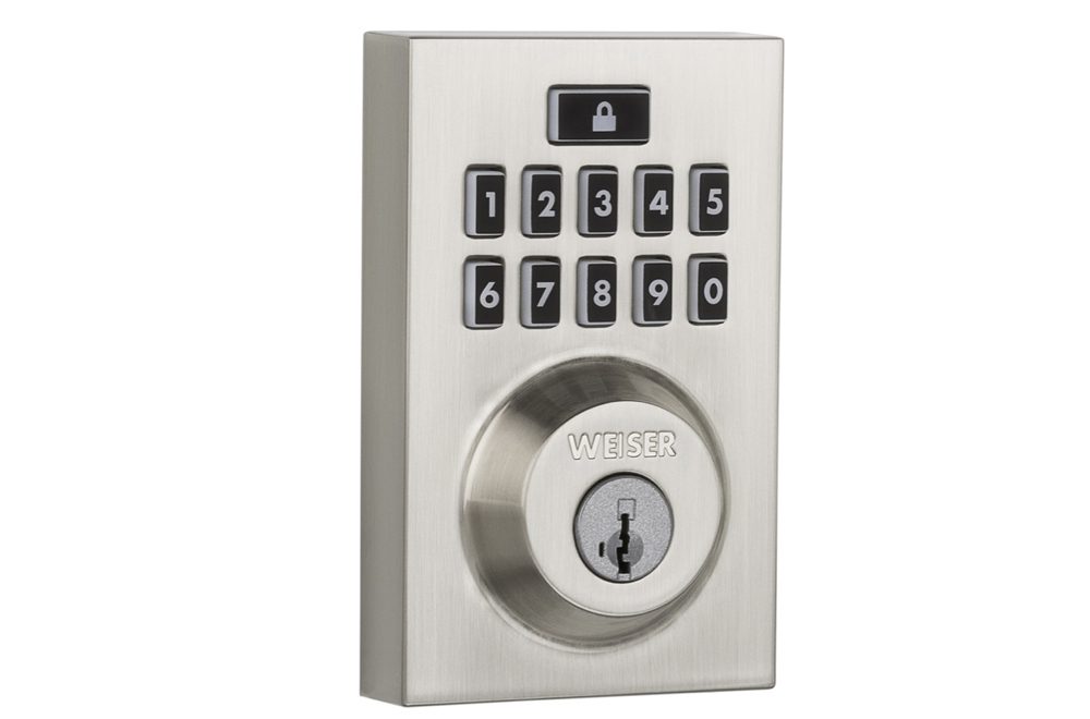 Smartcode-10-contemporary-electronic-lock-featuring-smartkey-in-satin-nickel-lifestyle 2