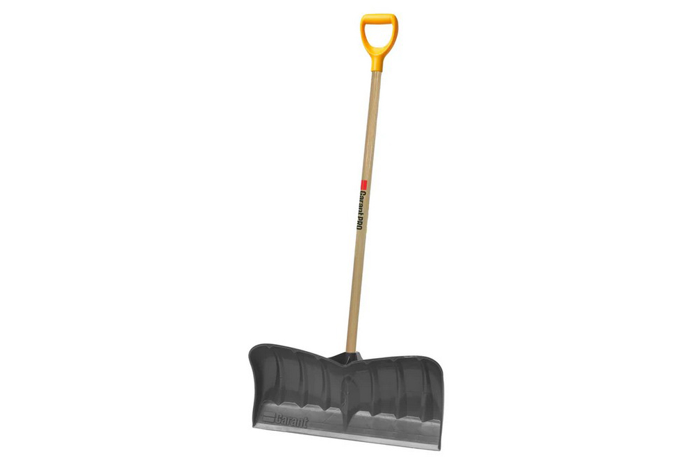 Garant Polypro 26 inch snow pusher GIPP26KD 2